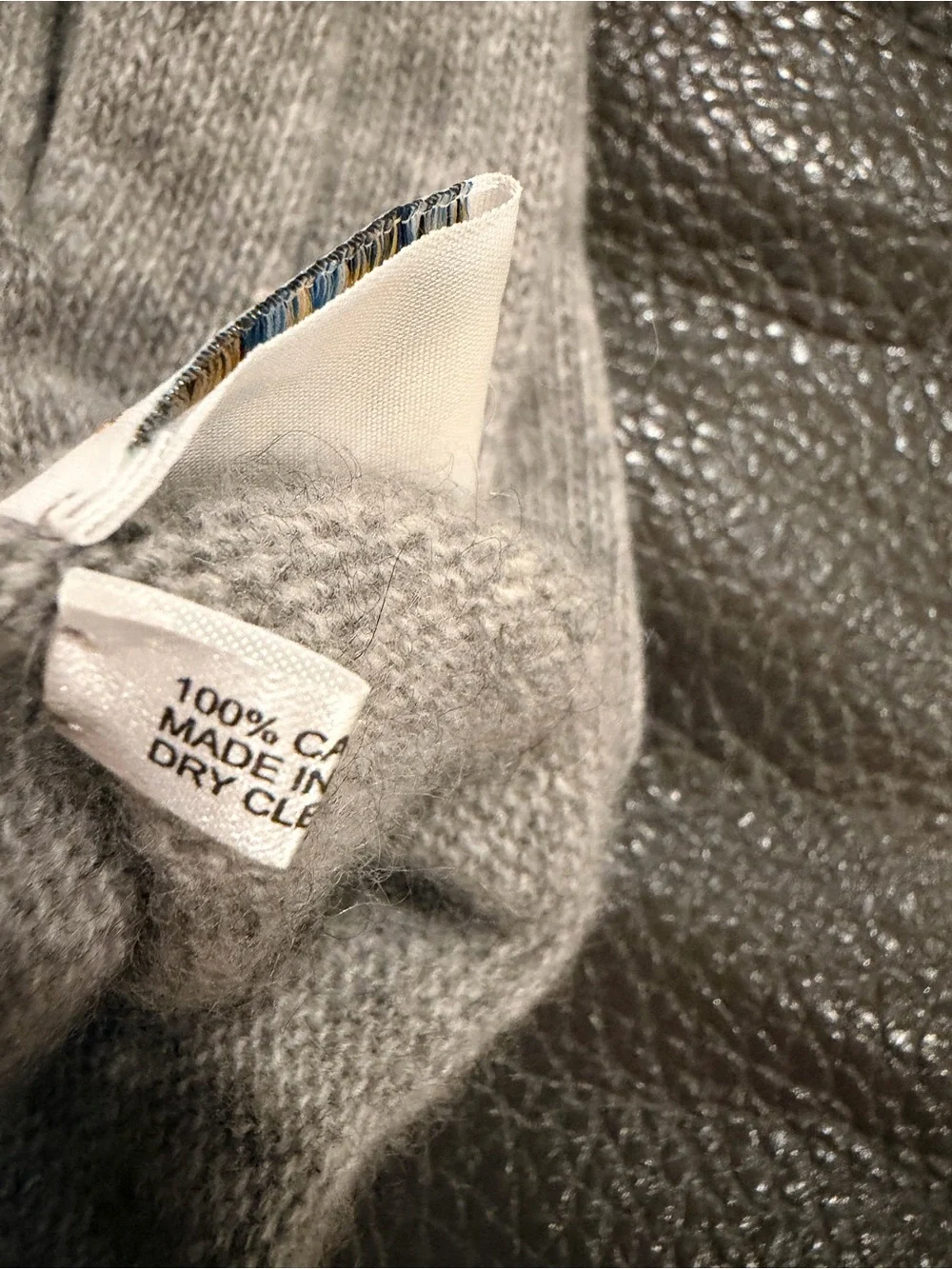 Portolano 100% Cashmere Gray Knit Gloves NWOT